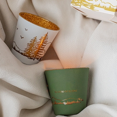 Πράσινος άσπρος κοίλος σκιαγραφεί έξω τα Scented κεριά Tealight κεριών σόγιας βάζων φλυτζανιών