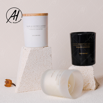 Μαύρο άσπρο Matte Glass Jar Spa Scented κερί σόγιας ουσιαστικού πετρελαίου 100% κεριών