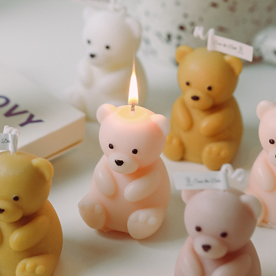 Το ΣΠΙΤΙ DIY χαριτωμένο Teddy ΑΡΩΜΑΤΟΣ αντέχει το διαμορφωμένο Scented κερί που προσαρμόζεται