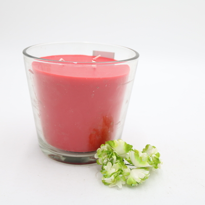Scented κόκκινο απλό κερί παραφίνης εγχώριας συνήθειας αρώματος στο κλιμένο γυαλί