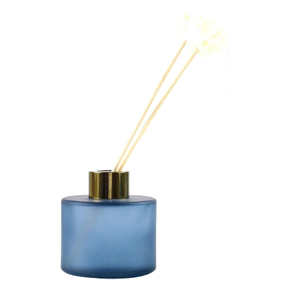 Μπλε άσπρος Scented διασκορπιστής καλάμων Capri στο τριαντάφυλλο και τη μυρωδιά Oud