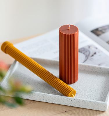 Ζωηρόχρωμο παραφίνης κεριών 60G Scented εγχώριου αρώματος κερί στυλοβατών δώρων καθορισμένο